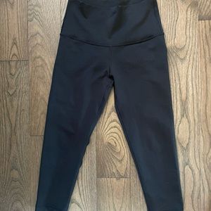 Ivivva High-rise cropped legging